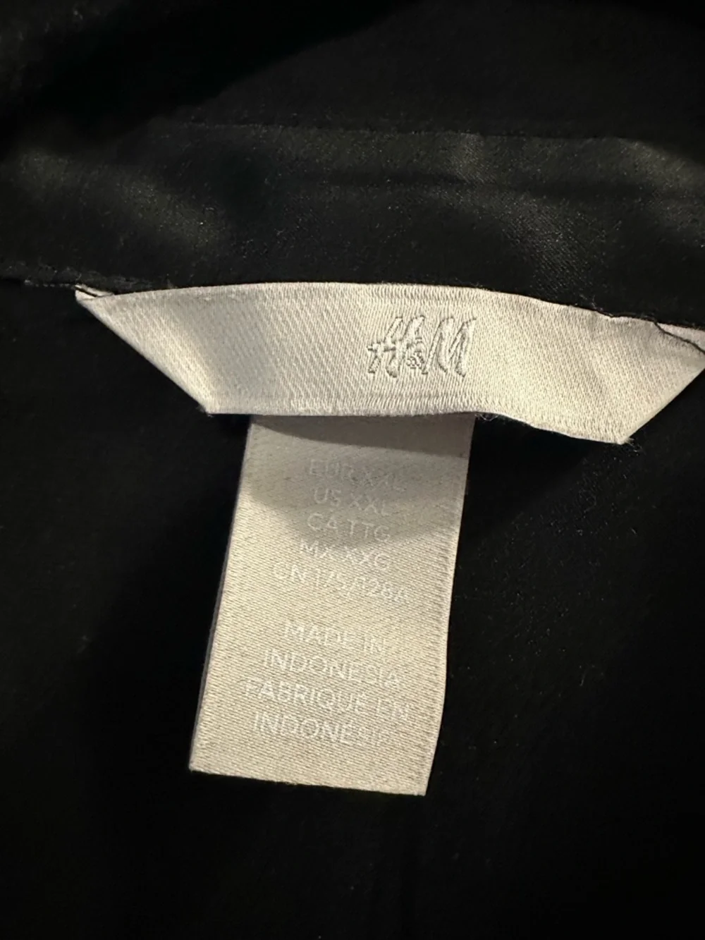 H&M Black Satin Button-Up Blouse - Picture 3 of 4